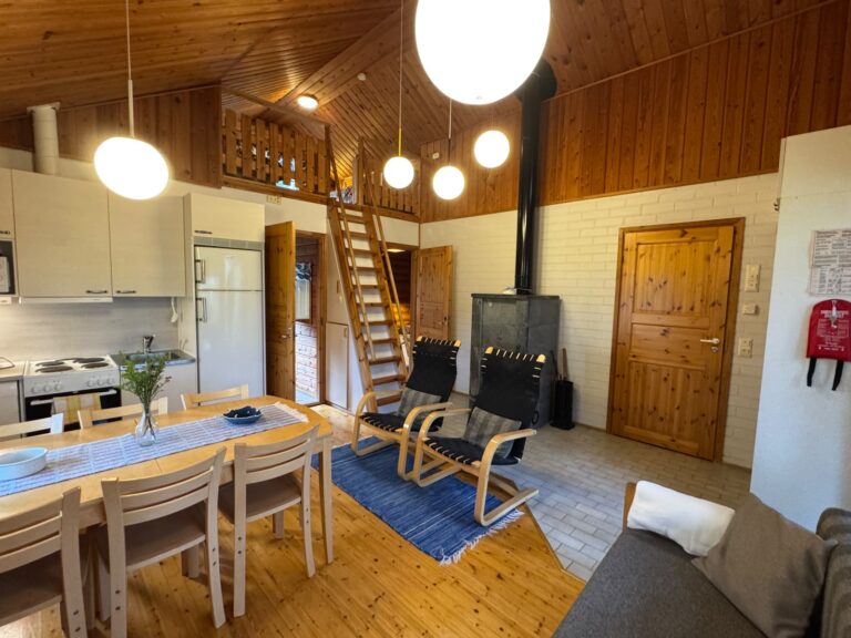 6 henkilön mökki